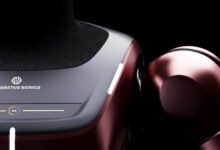 Robot umanoide GENE.01 con design futuristico e pelle sensoriale avanzata, simbolo dell’innovazione italiana nella robotica
