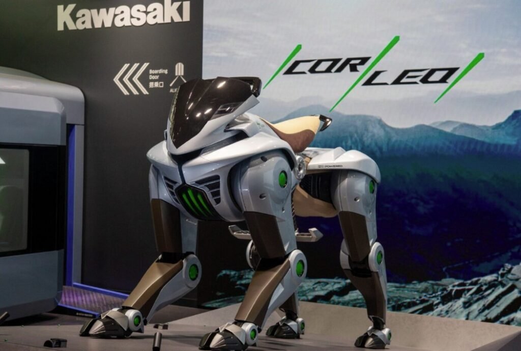 Robot cavallo Corleo Kawasaki utilizzato su diversi terreni con persone a bordo