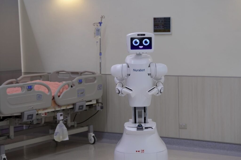 Robot assistente Neura Robotics in ambiente sanitario per supporto a pazienti e personale medico